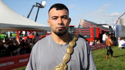 Tarihi Kırkpınar Yağlı Güreşleri'nde altın kemerin ebedi alınması yolunda seriye