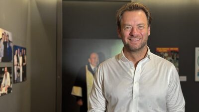 Türk sinemasına damgasını vuran yönetmen, yapımcı ve senarist Türker İnanoğlu