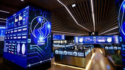 Borsa İstanbul'da BIST 100 endeksi, günü yüzde 2,12 değer kaybederek