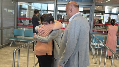 Bosna Hersek'te zorla alıkonulduğu iddia edilen ve önceki gün Dışişleri