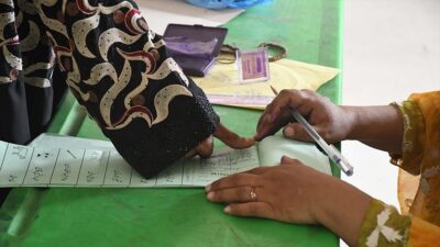 Hindistan'ın idaresindeki Cammu-Keşmir'de 10 yıl aranın ardından ilk defa düzenlenecek