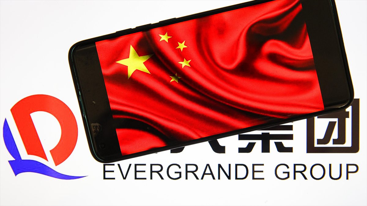 Denetim şirketine, iflas eden Evergrande'nin hesap denetimlerinden 2018 yılında elde