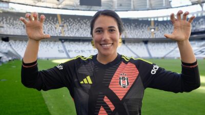 Beşiktaş'ın 100. yıl şampiyonluğunda kadroda bulunan Kolombiyalı file bekçisi Oscar