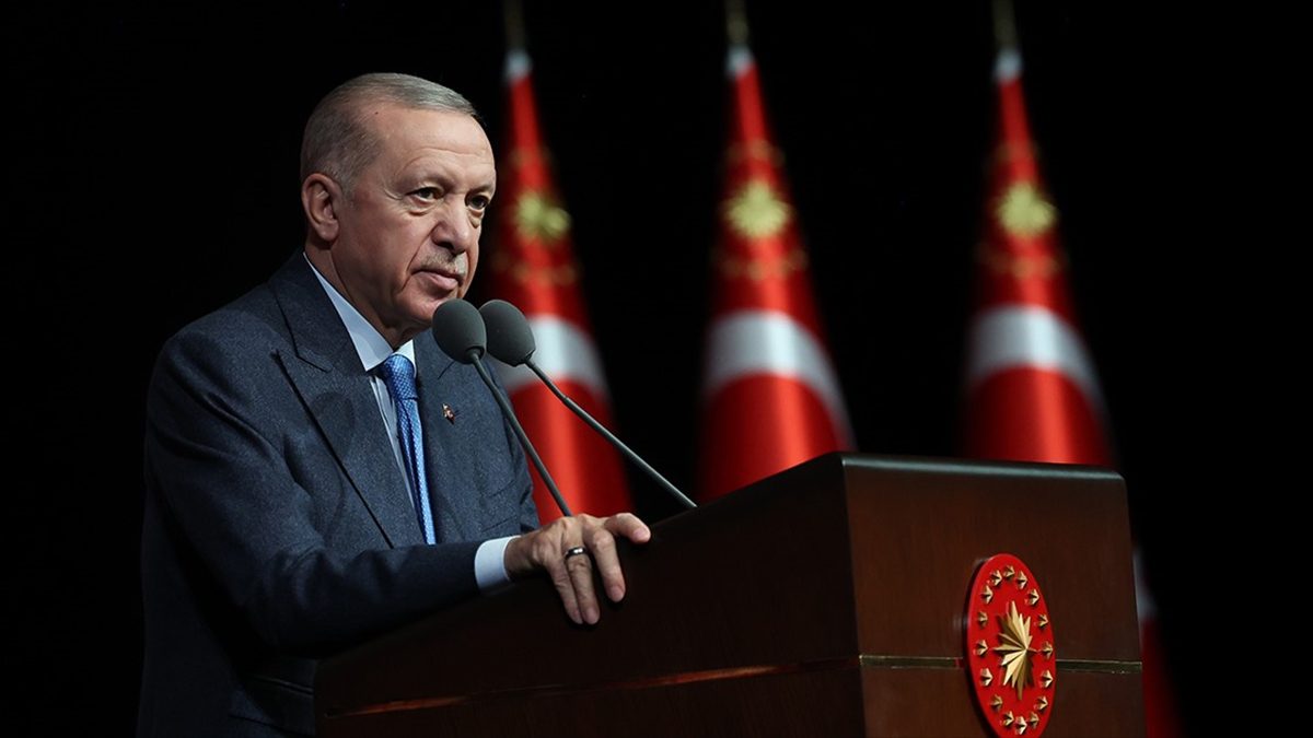 Cumhurbaşkanı Erdoğan, "Bundan 105 sene evvel Sivas'ta, bağımsızlık ve vatan