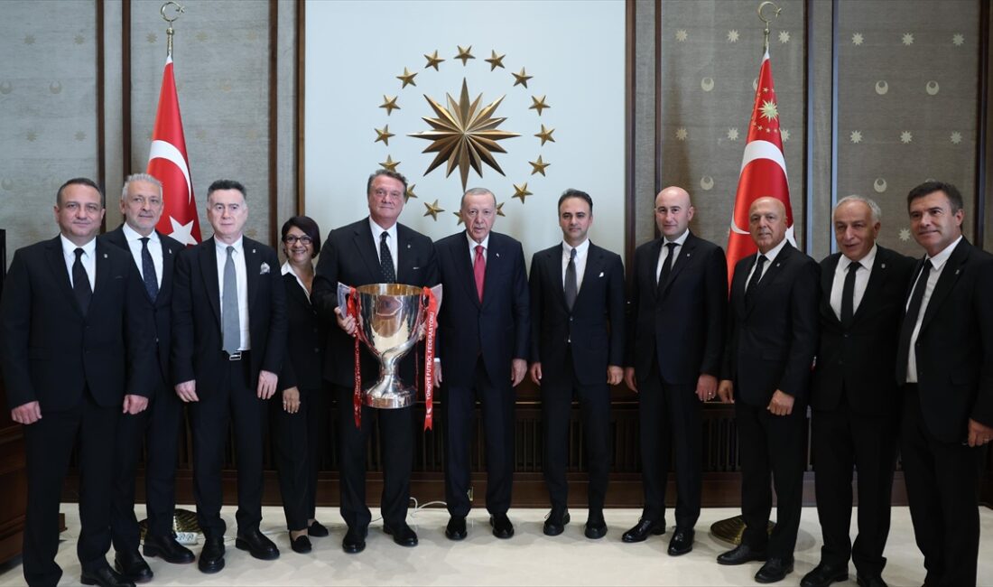 Cumhurbaşkanı Erdoğan, 2024 yılı Ziraat Türkiye Kupası ve Turkcell Süper