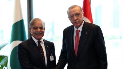 Cumhurbaşkanı Recep Tayyip Erdoğan, Pakistan Başbakanı Şahbaz Şerif'i kabul etti.