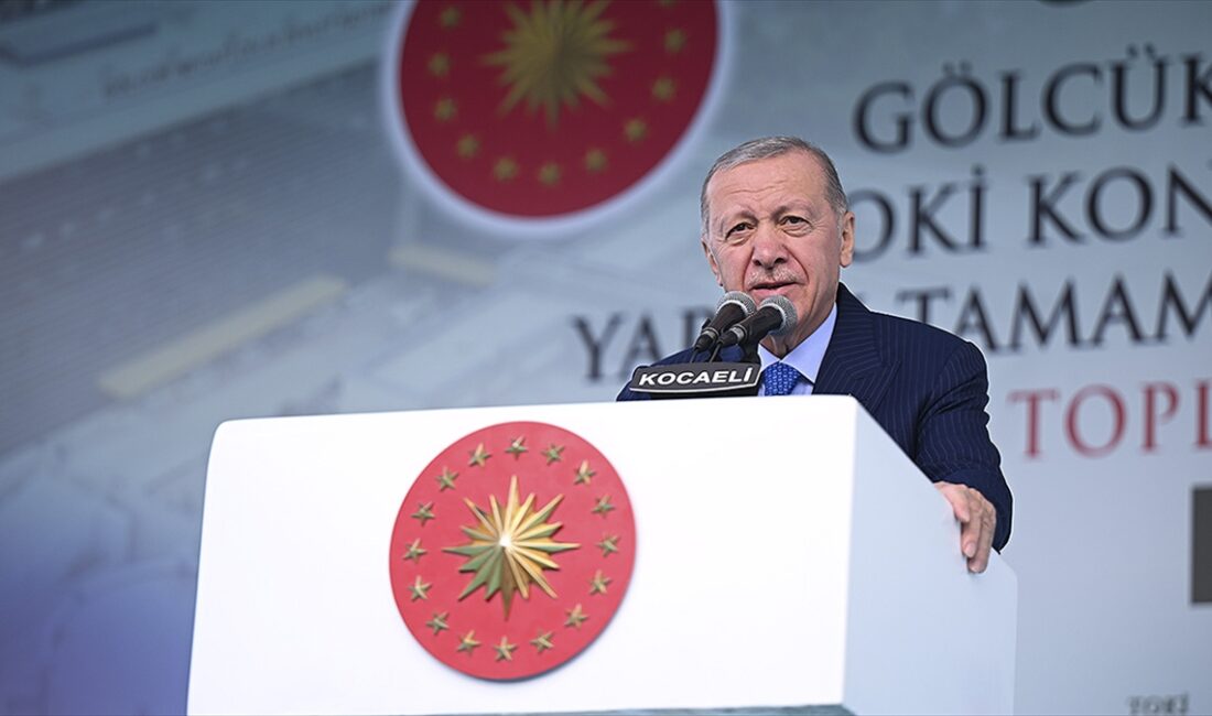 Cumhurbaşkanı Erdoğan, "Depreme hazırlık, Türkiye için bir beka meselesidir, hükümet
