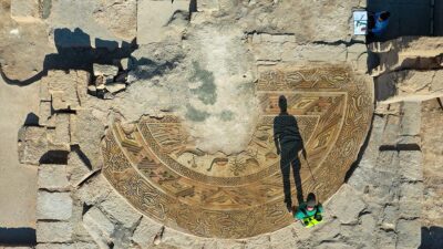 GAZIANTEP (AA) – Dülük Antik Kenti’ndeki 1600 yıllık mozaikler turizme