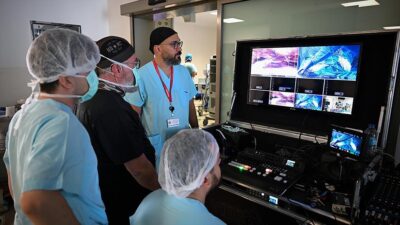 Türk cerrahlar tarafından göğüs kafesi açılmadan kapalı yöntemle 3 ayrı