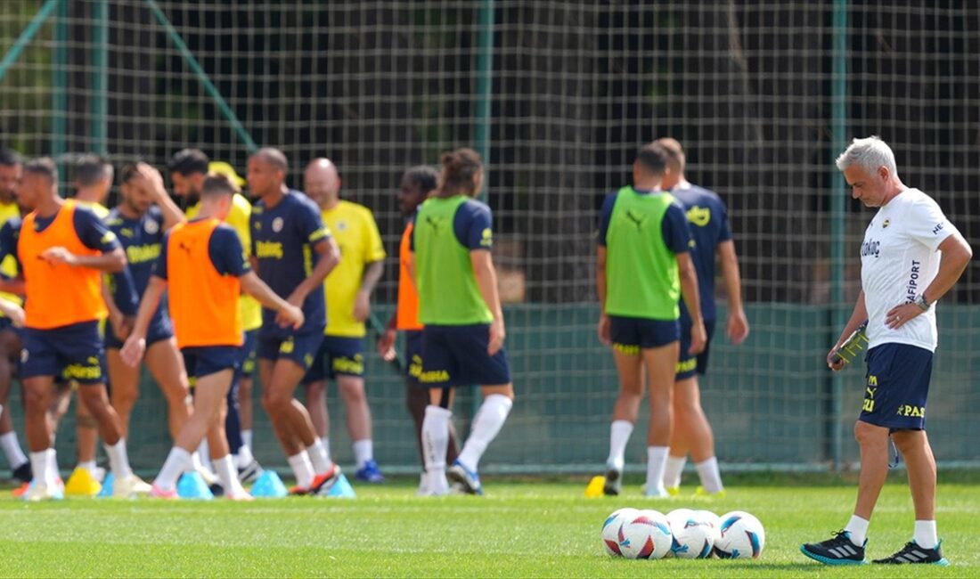 Fenerbahçe, Trendyol Süper Lig'in 5. haftasında yarın Kasımpaşa ile deplasmanda