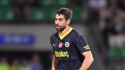 Fenerbahçe, Brezilyalı savunma oyuncusu Luan Peres'in transferi için Santos Kulübü