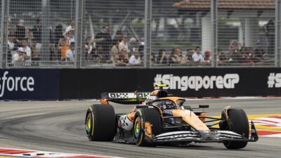 İSTANBUL (AA) – Formula 1 Singapur Grand Prix’sinde pole pozisyonu
