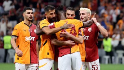 Trendyol Süper Lig'in 3. haftasındaki erteleme maçında Galatasaray, sahasında Gaziantep