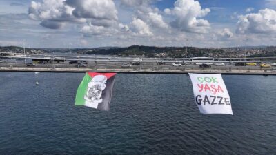 İSTANBUL (AA) – Gazze’de yaşananların unutulmaması adına 15 Temmuz köprüsüne