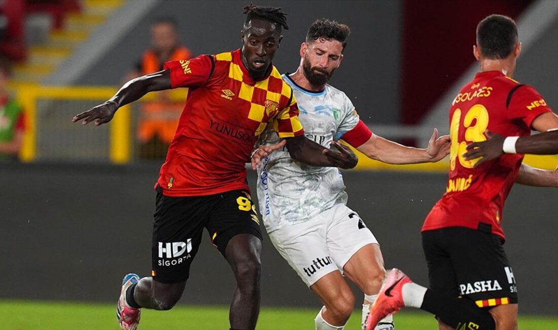 Trendyol Süper Lig'in 4. haftasında ev sahibi takımın taraftarlarının cezası