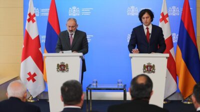 Gürcistan Başbakanı İrakli Kobakhidze ile Ermenistan Başbakanı Nikol Paşinyan, Güney