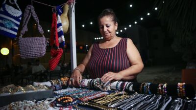 Hatay'ın Arsuz ilçesinde, kadınların hazırladığı el sanatları ürünleri ve yöresel