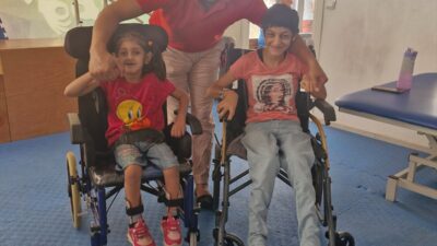 ANTALYA (AA) – Türkiye Yardım Gönüllüleri Platformuna bağışlanan engelli araçları