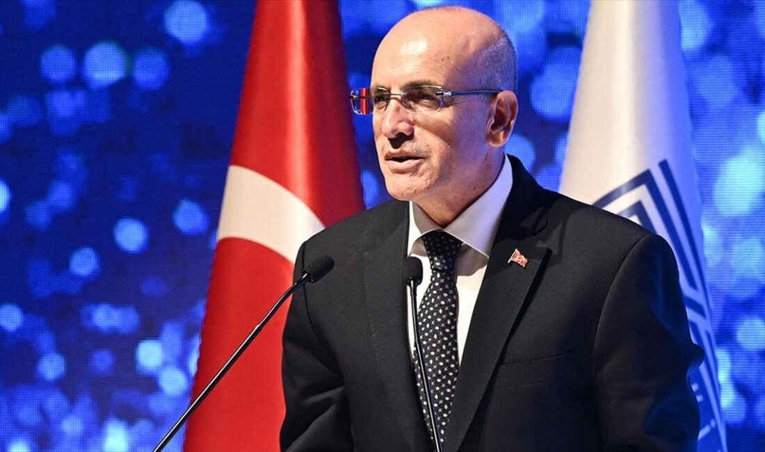 Hazine ve Maliye Bakanı Şimşek, temmuzda yıllık cari açığın 20