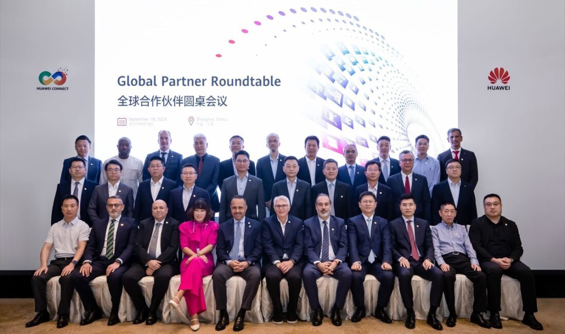 İSTANBUL (AA) – Huawei Connect 2024 etkinliğinde şirketin ‘"Tüm Zeka