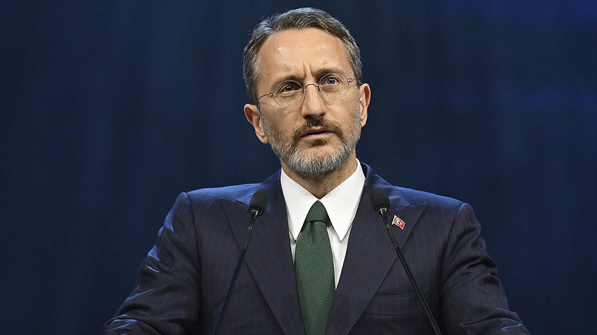 Cumhurbaşkanlığı İletişim Başkanı Altun, Türkiye'nin yapay zekanın sunduğu fırsatları dikkatle