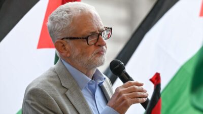 İngiltere'de iktidardaki İşçi Partisinin eski lideri ve bağımsız milletvekili Jeremy