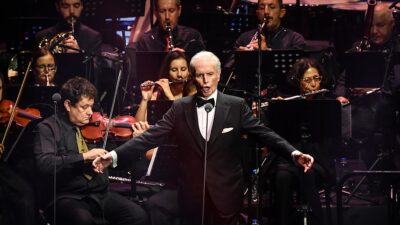 İSTANBUL (AA) – İspanyol tenor Jose Carreras, İstanbul’da konser verdi