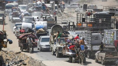 İsrail ordusu, Gazze Şeridi'nin kuzeybatısındaki bazı bölgelerin boşaltılmasını istedi.