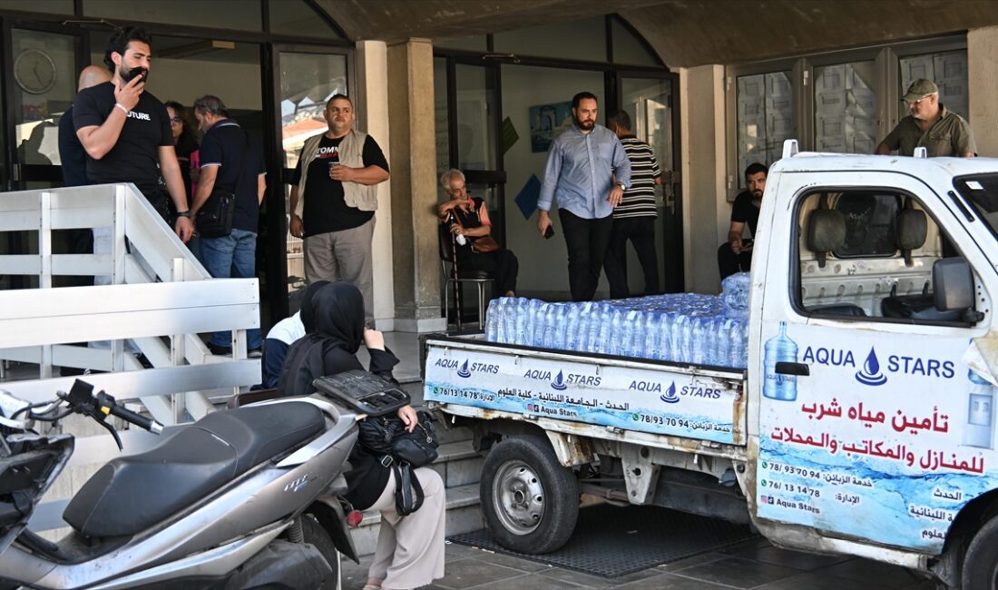 Lübnan İçişleri Bakanı Bessam el-Mevlevi, İsrail’in saldırıları nedeniyle ülke içerisinde