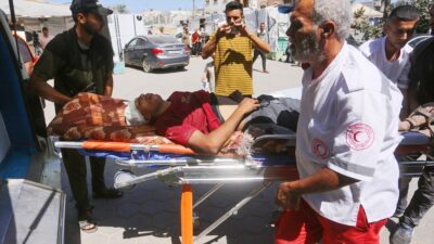 Filistinli yerel kaynaklara göre, İsrail'in Nusayrat Mülteci Kampı'nda hedef aldığı