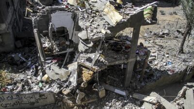 İsrail ordusunun Gazze Şeridi'nin farklı yerlerine düzenlediği saldırılarda çok sayıda