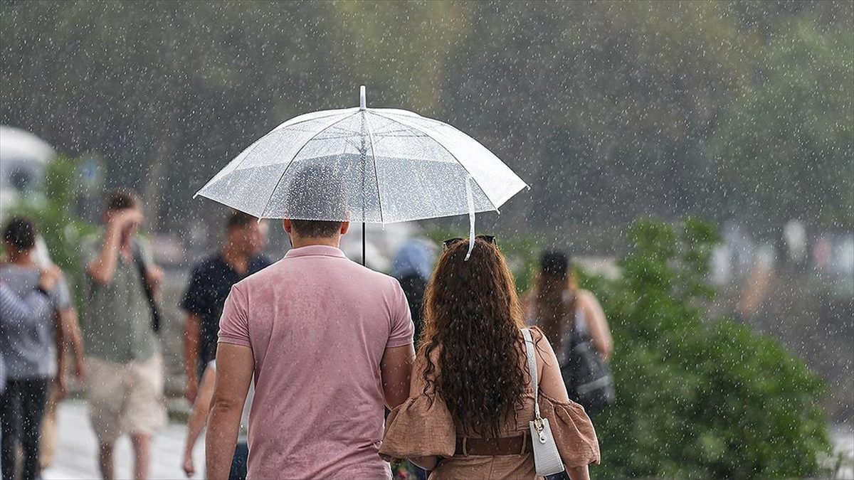 İstanbul'da, kuzey ilçeleri ve boğaz çevresi başta olmak üzere yerel