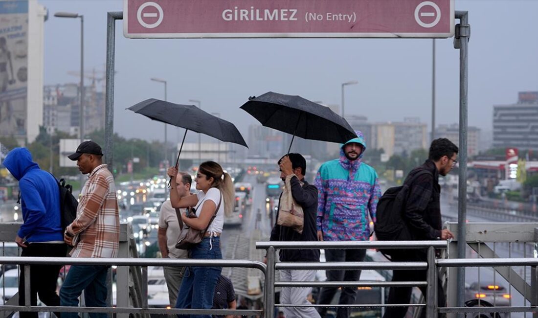 İSTANBUL (AA) – Kentte sabahın erken saatlerinde başlayan ve bazı