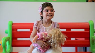 Kayseri'de 9 aylıkken yakalandığı Kovid-19'u yenen ve 1,5 yaşında serebral