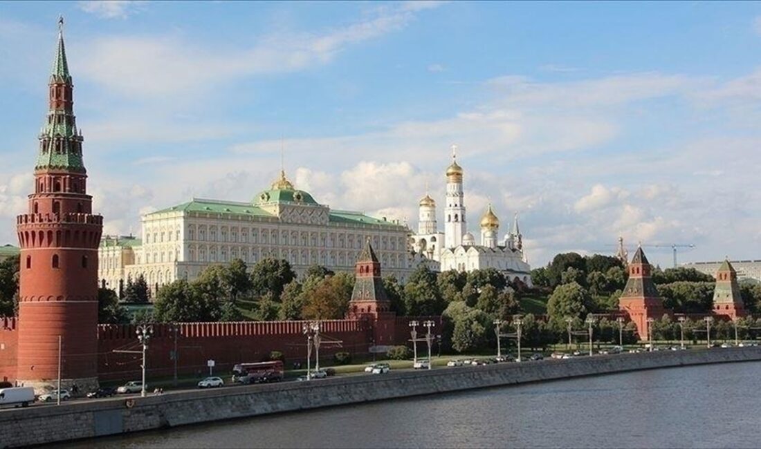 MOSKOVA (AA) – Kremlin, Rus vatandaşlarının Lübnan’ı terk etmesini tavsiye