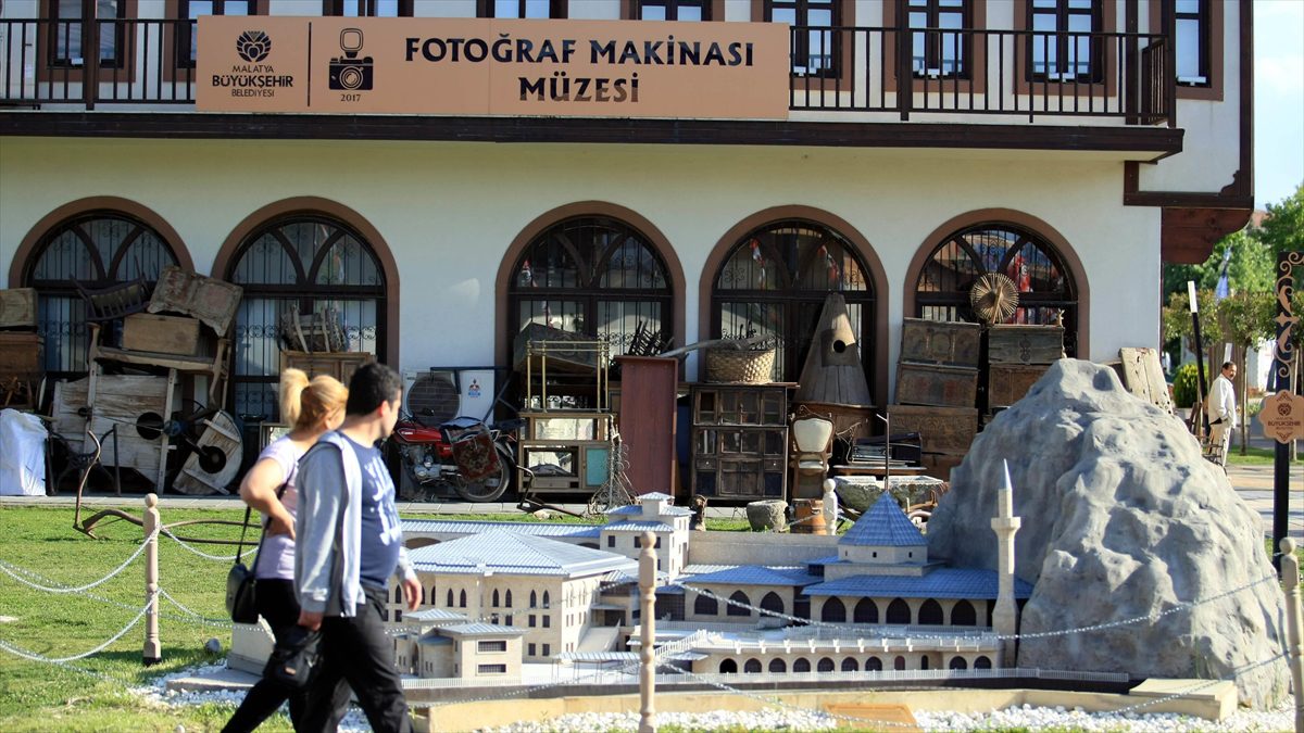 MALATYA (AA) – Büyükşehir Belediye Başkanı Er, yaptığı yazılı açıklamada,
