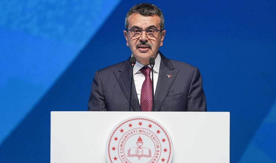 Milli Eğitim Bakanı Yusuf Tekin, "Geçen sene hayalet sınıftan dolayı