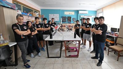 Adana'da lise öğrencileri, Türkiye'nin ilk astronotu Alper Gezeravcı'nın "Zıpkın" adını