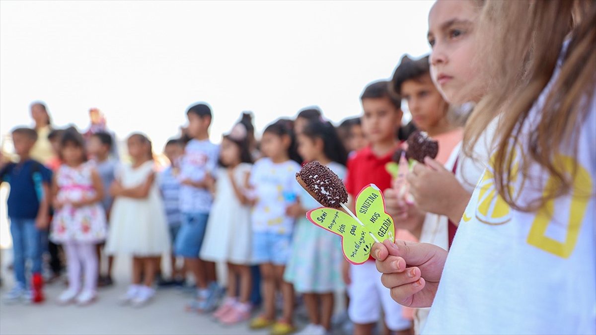 Bu yıl okul öncesi (anasınıfı) ve ilkokul birinci sınıfa başlayacak