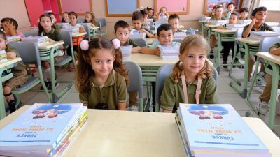 Uyum eğitimlerinde okul öncesi ve ilkokula başlayan öğrencilerin eğitim ortamlarının