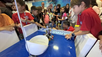 ANTALYA (AA) – Okullarındaki engelli arkadaşları için “Engellere Gol Projesi”ni