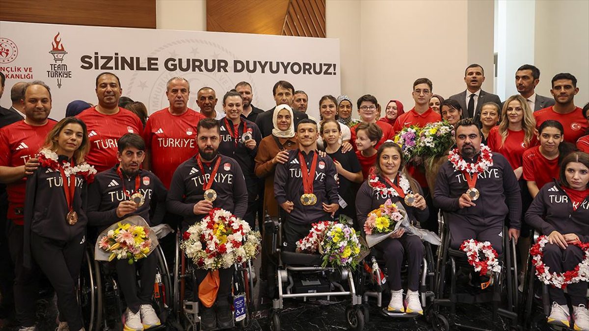 Paris 2024 Paralimpik Oyunları'nda 6 altın, 10 gümüş ve 12