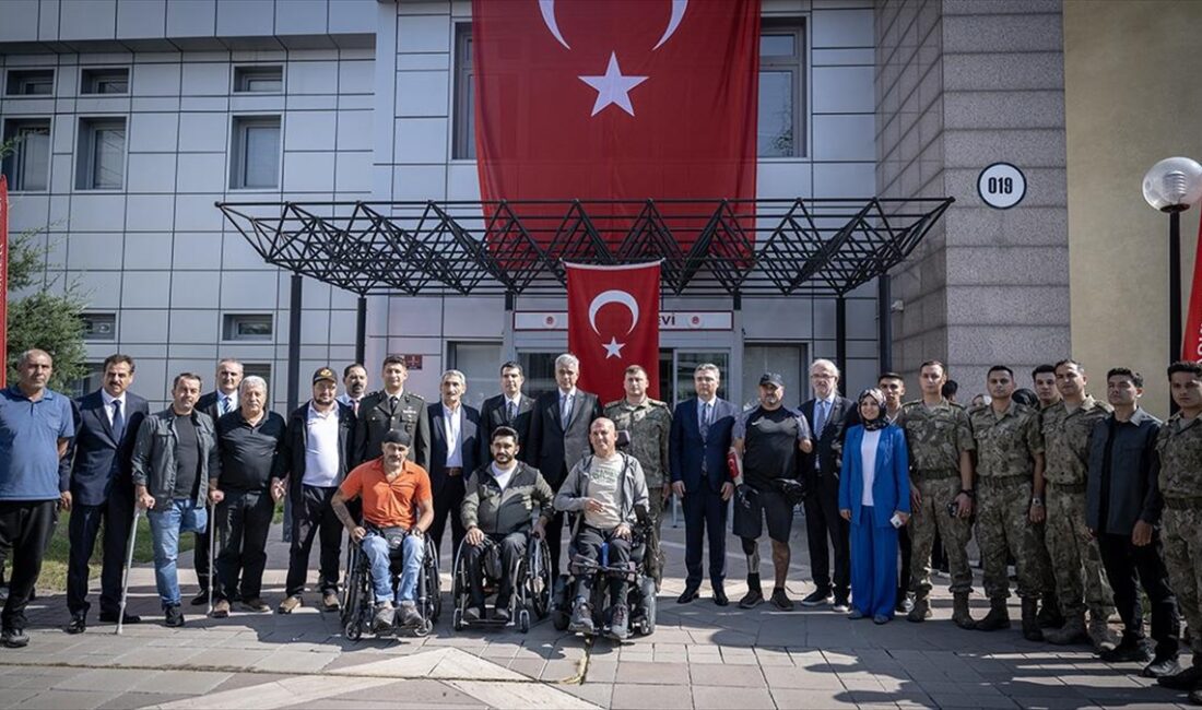 Sağlık Bakanı Kemal Memişoğlu, 19 Eylül Gaziler Günü dolayısıyla, Sağlık