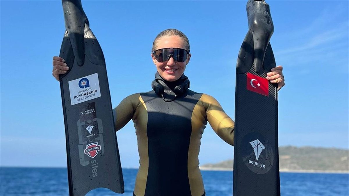Antalya'da düzenlenen 2024 Serbest Dalış (açık su) Outdoor Büyükler Türkiye