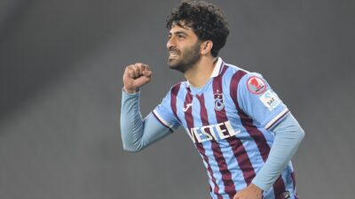 Trabzonspor Kulübü Sağlık Kurulu Başkanı Doç. Dr. Ahmet Beşir, futbolcuları