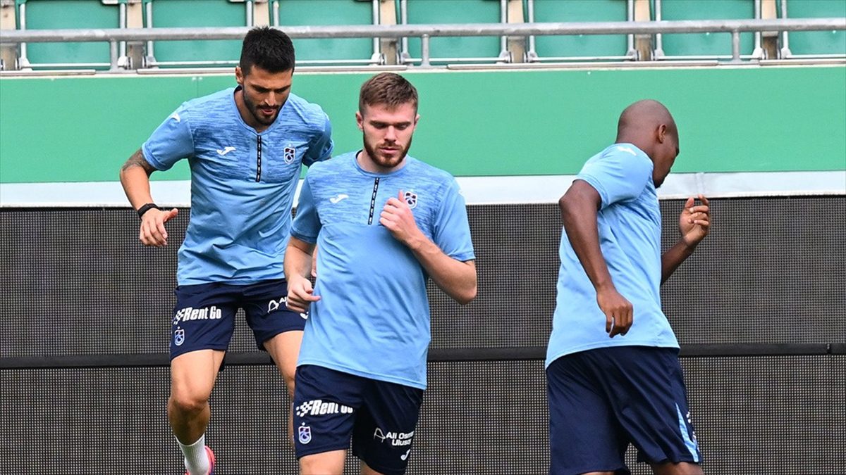 TRABZON (AA) – Batagov, Trabzonspor dergisindeki röportajında, kendisine olimpiyat oyunlarındayken