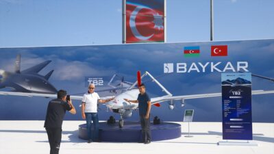 Azerbaycan'ın başkenti Bakü'de düzenlenen savunma ve iletişim teknolojileri fuarı ADEX'e