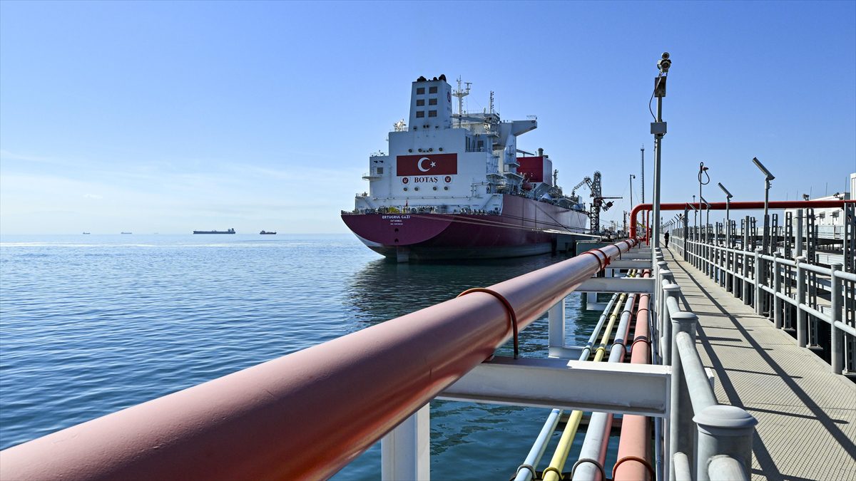 Türkiye, farklı kaynaklardan doğal gaz tedarikiyle "Türk harmanı"nı oluşturmak için