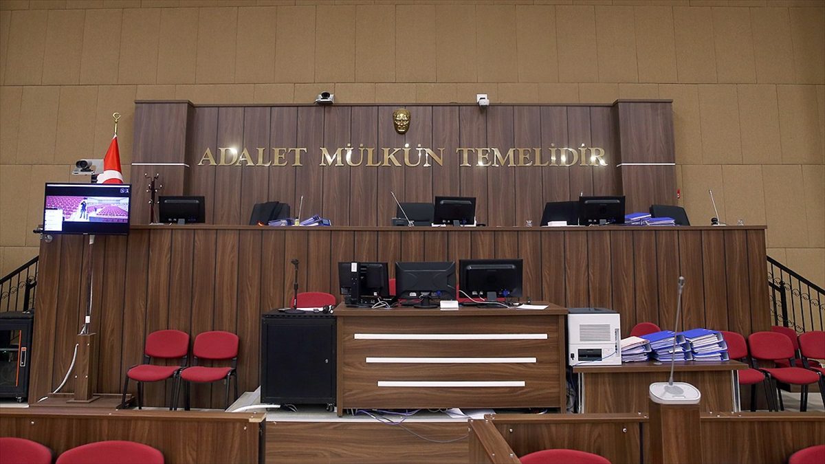 Yargıtayın bozma kararının ardından emekli orgeneraller Orhan Yöney ve Şükrü