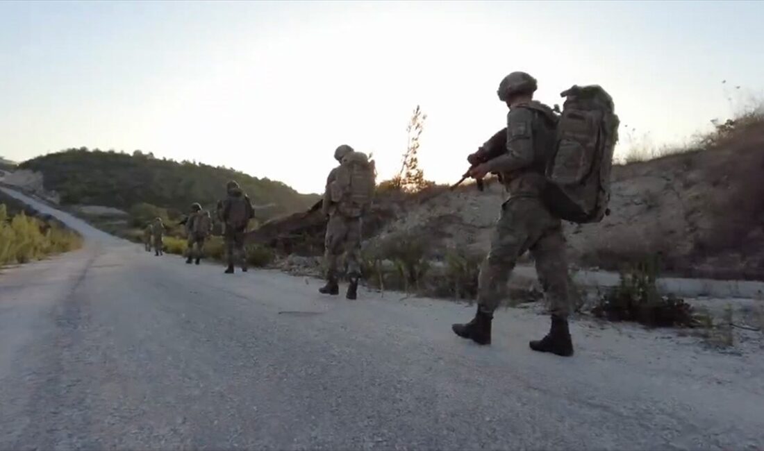 Milli Savunma Bakanlığı (MSB), yasa dışı yollarla Türkiye'den Yunanistan'a ve